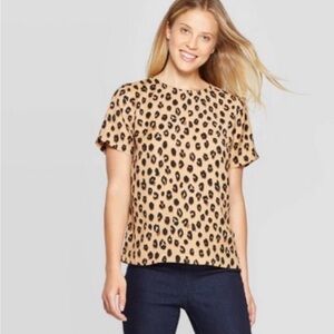 A New Day ladies leopard print blouse size M